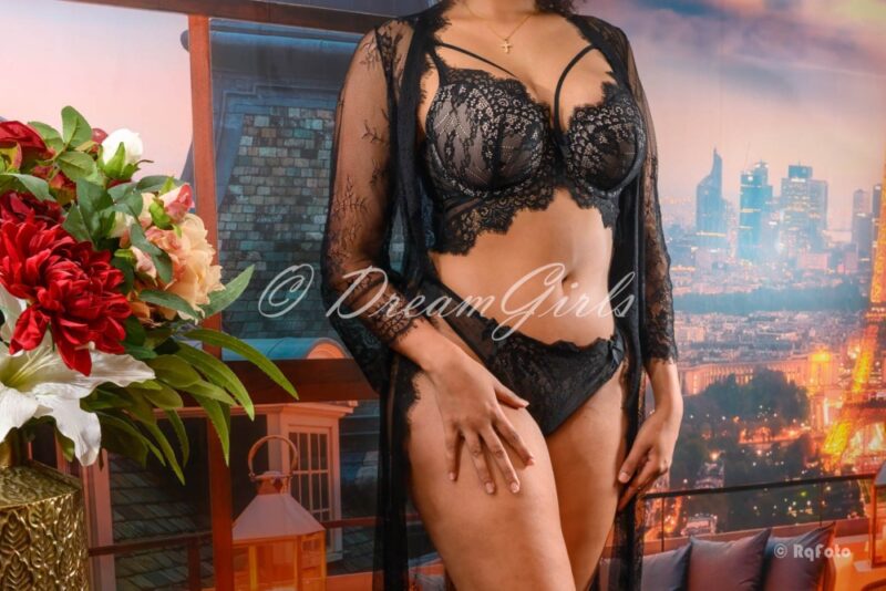 Alishia-dg-Prive-huis-4