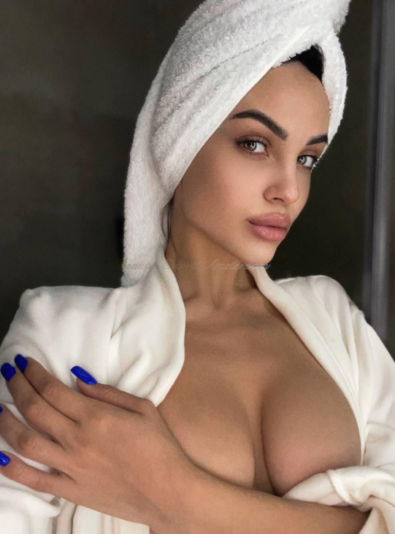 Alexis-amsterdam-escort