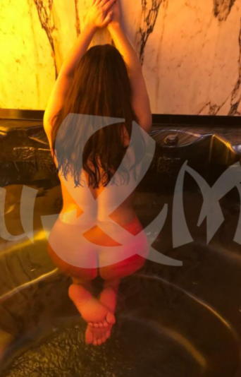 Jessie-erotische-massage-yu-mi-2