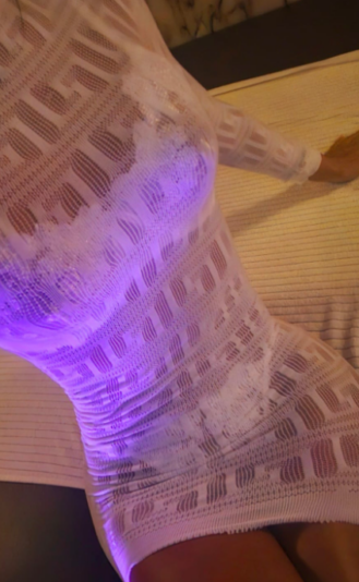 Sabrina-erotische-massage-yu-mi-2