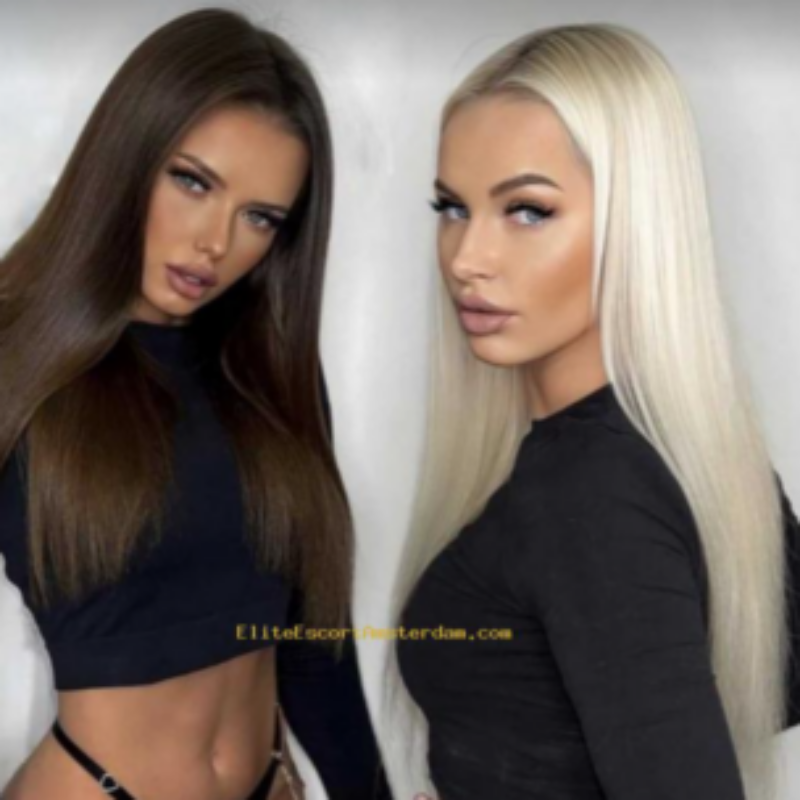 Profile photo of Moon and Siena